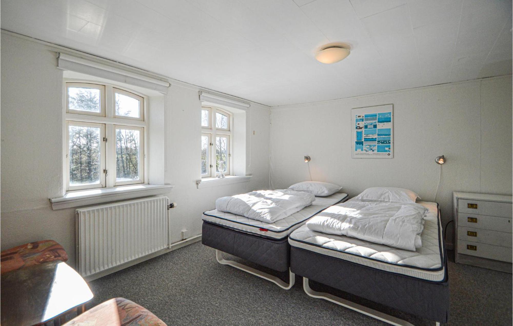 Awesome Home In Bredebro With Kitchen Ballum Zewnętrze zdjęcie