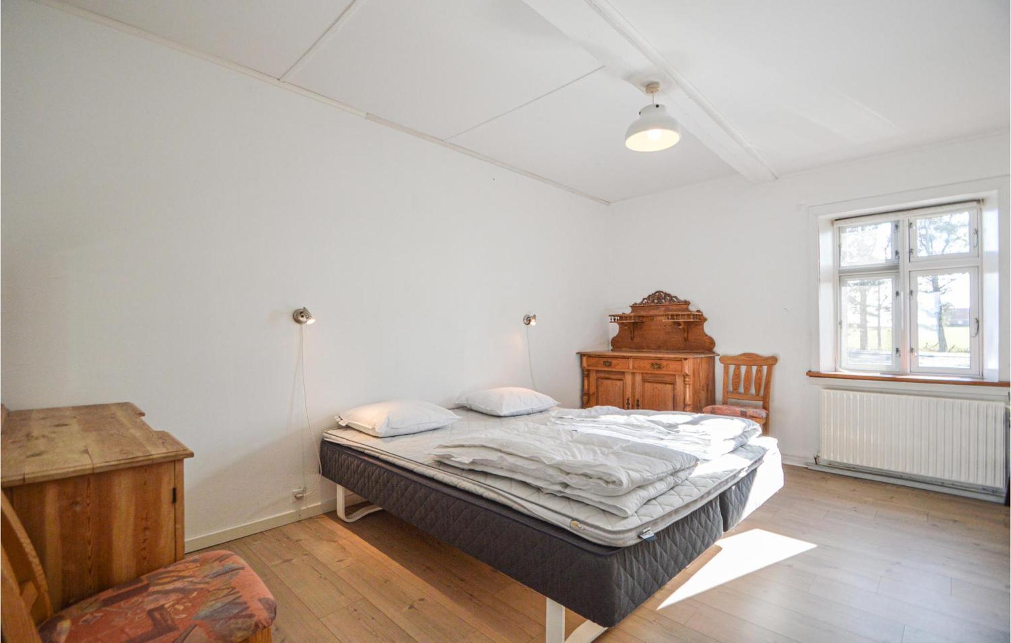 Awesome Home In Bredebro With Kitchen Ballum Zewnętrze zdjęcie
