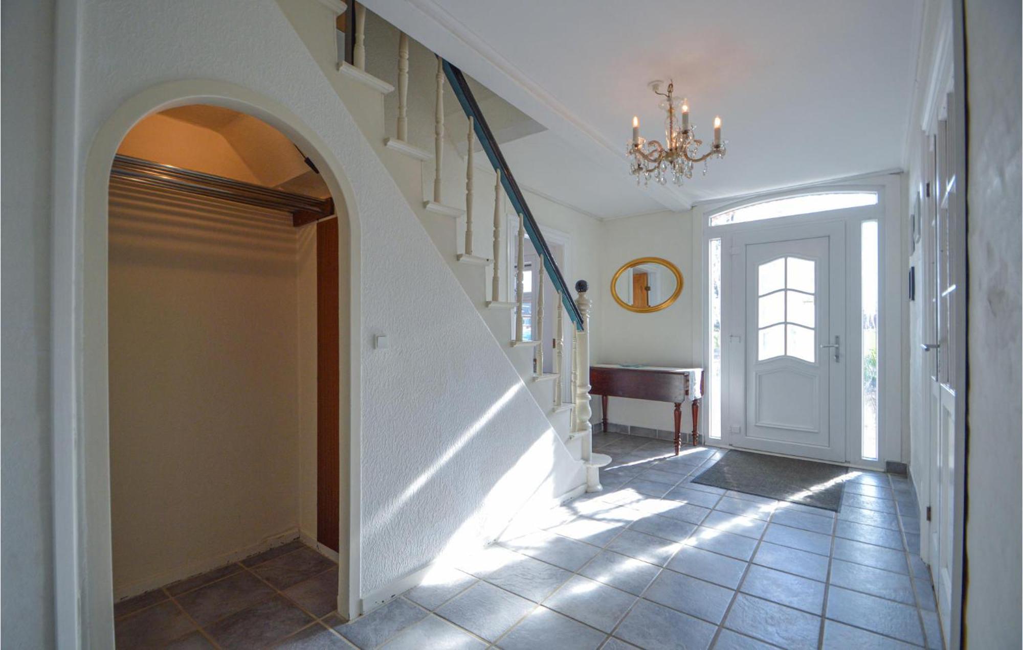 Awesome Home In Bredebro With Kitchen Ballum Zewnętrze zdjęcie