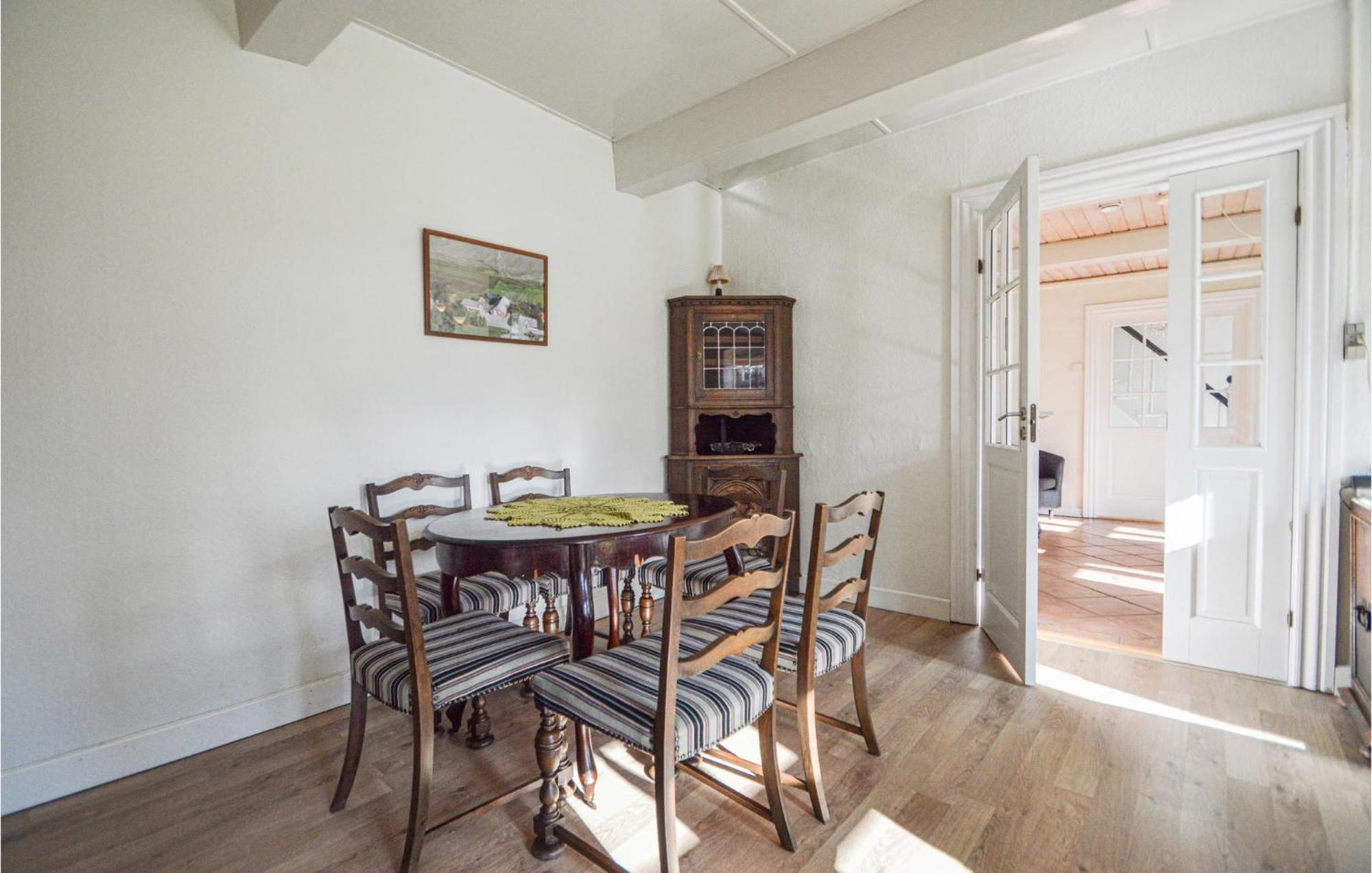 Awesome Home In Bredebro With Kitchen Ballum Zewnętrze zdjęcie